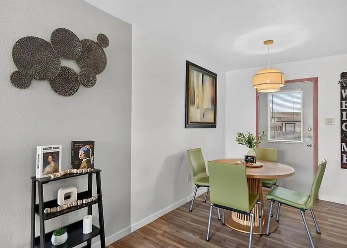 Cozy Townhome With Private Backyard * Killeen
